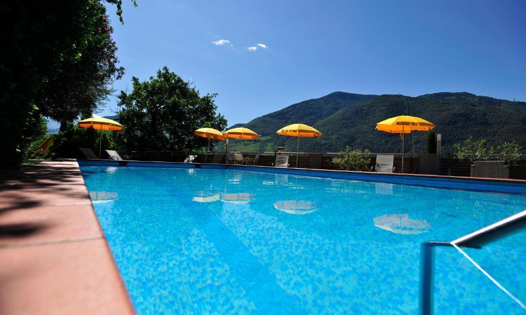 Hotel Eberle Bolzano Exteriör bild