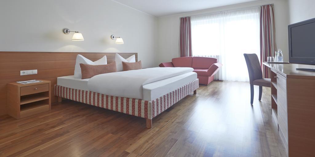 Hotel Eberle Bolzano Exteriör bild